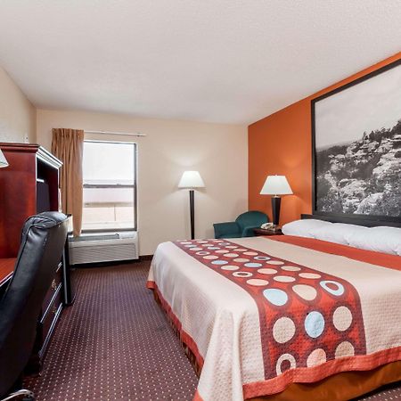 Super 8 By Wyndham Harrisburg Hotel Exterior foto