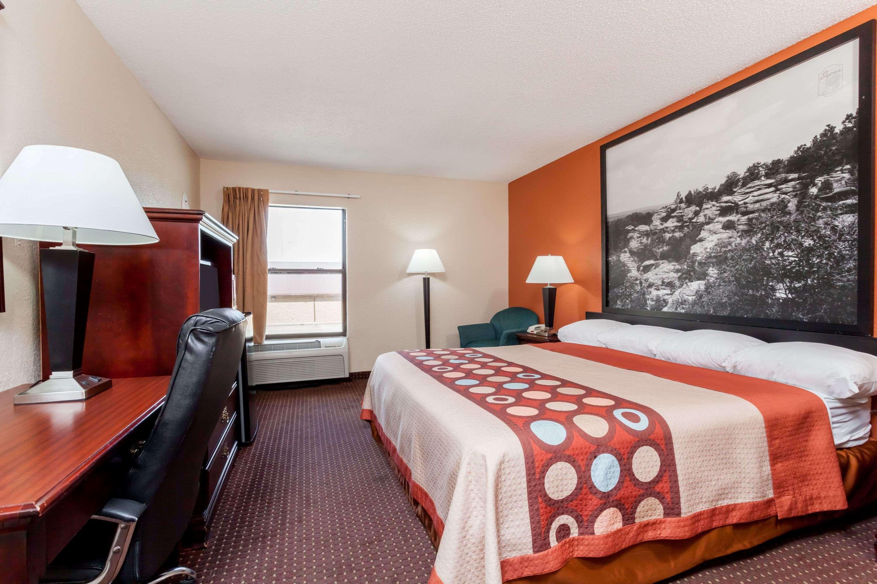 Super 8 By Wyndham Harrisburg Hotel Exterior foto