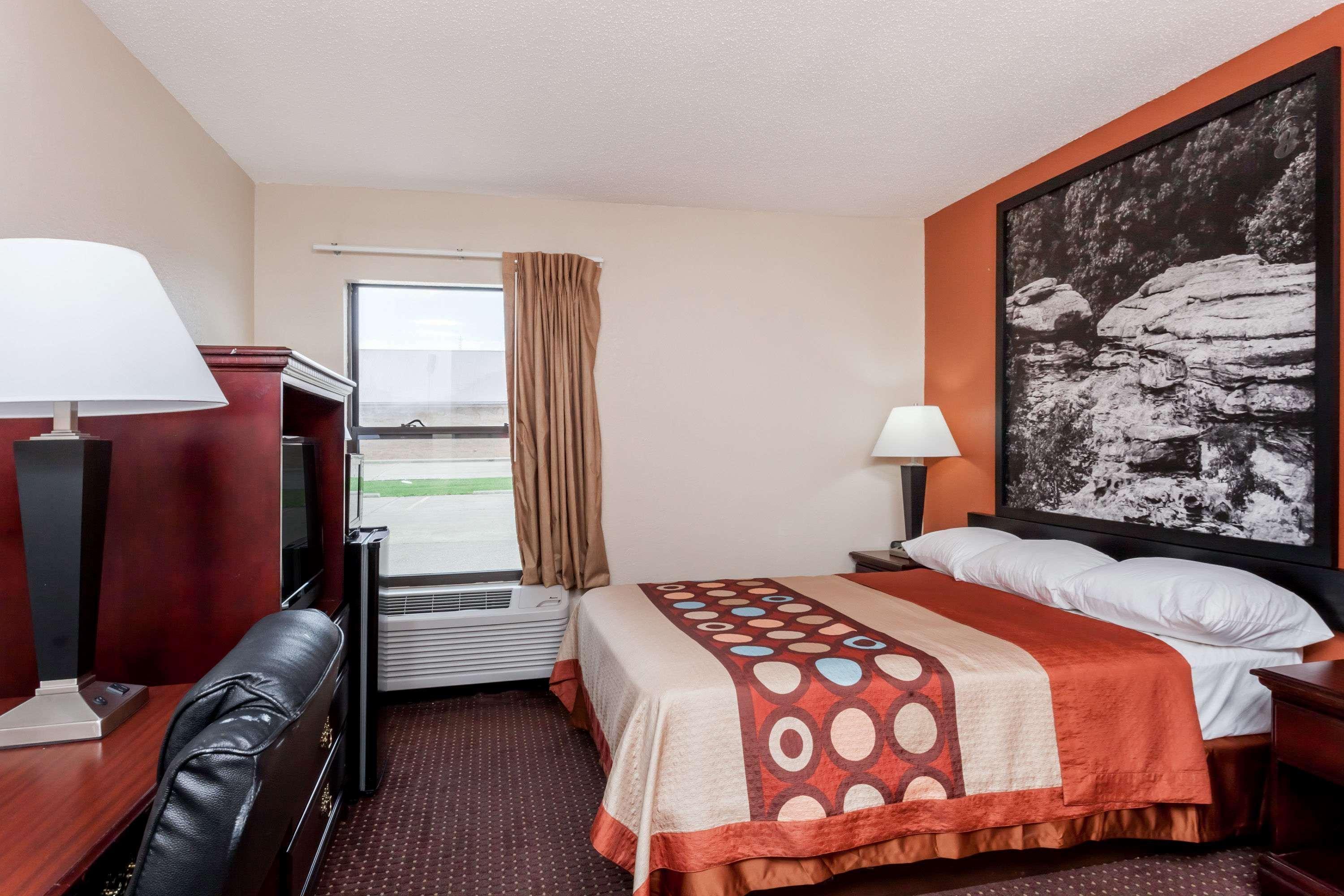 Super 8 By Wyndham Harrisburg Hotel Exterior foto
