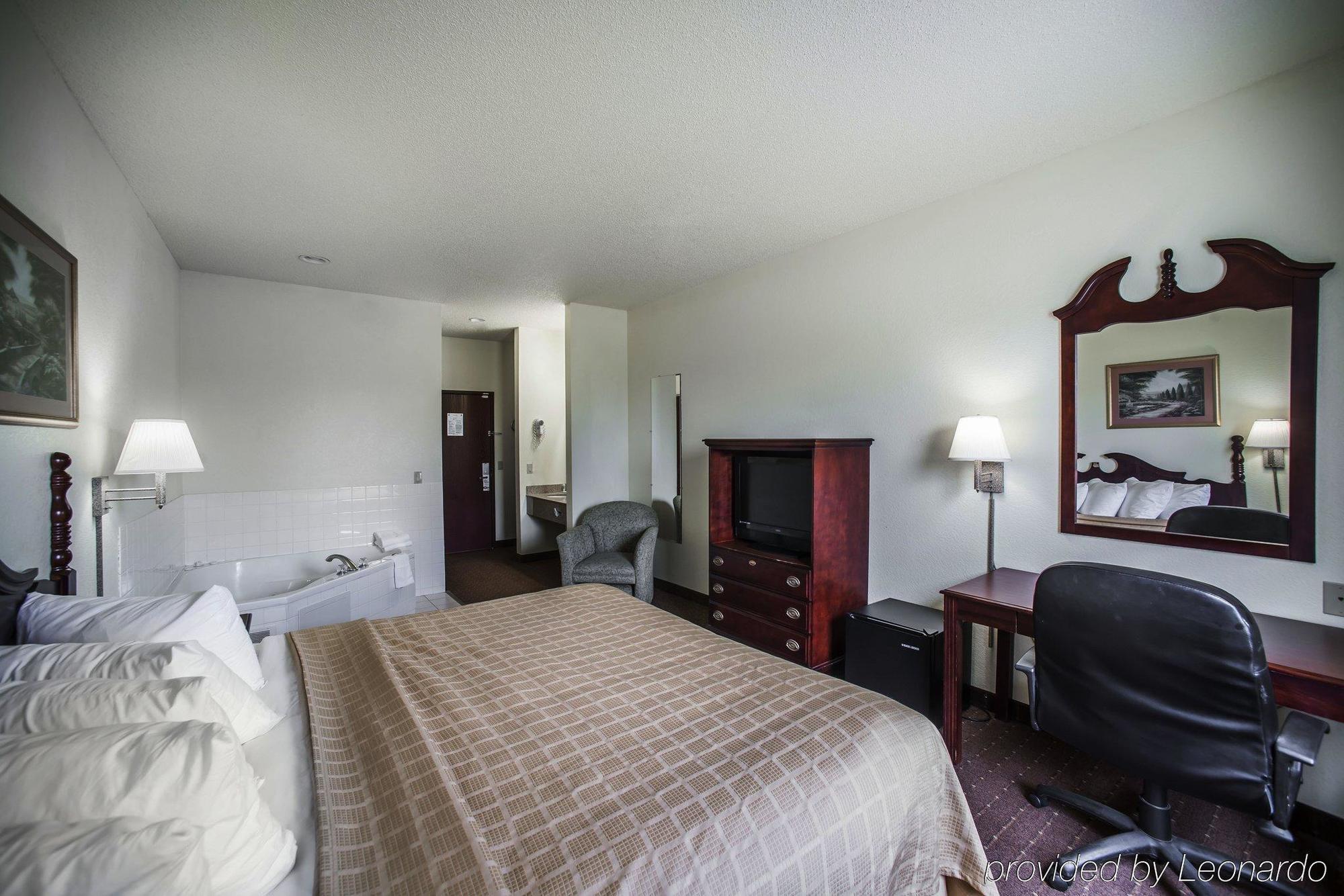 Super 8 By Wyndham Harrisburg Hotel Exterior foto