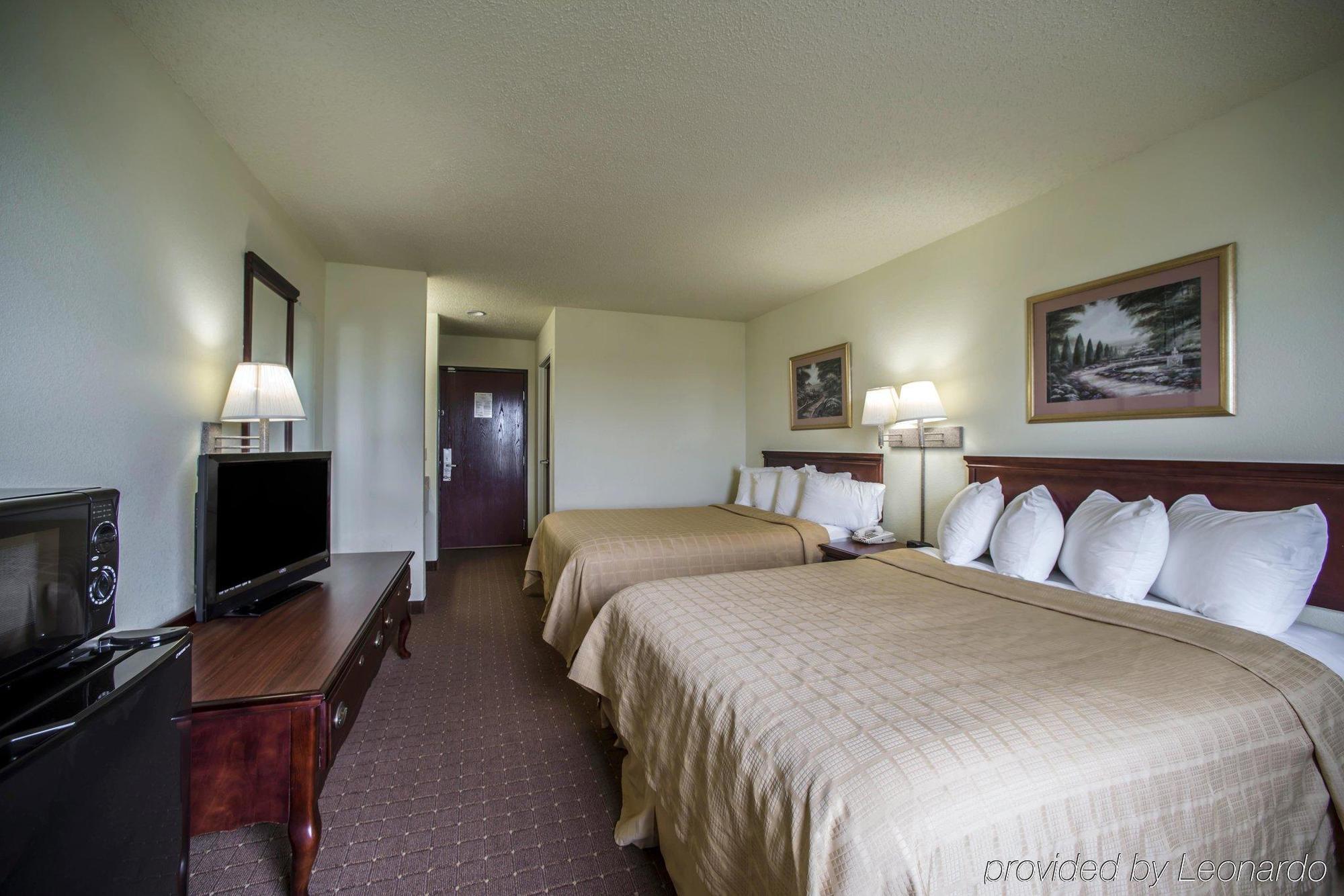 Super 8 By Wyndham Harrisburg Hotel Exterior foto